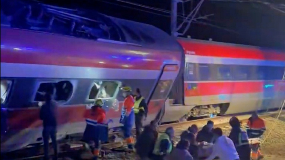High-speed train collision in Spain kills 39, injures dozens