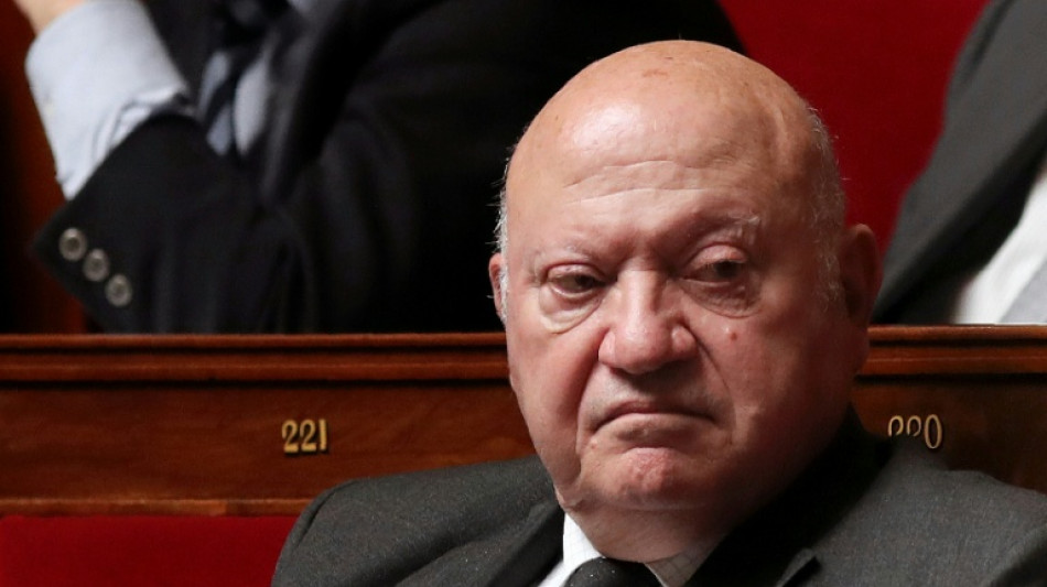 Mort d'Andr&eacute; Santini, maire d'Issy, ancien ministre et figure truculente du centrisme