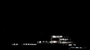 Ocupantes del crucero Hondius comienzan a ser evacuados en las islas Canarias