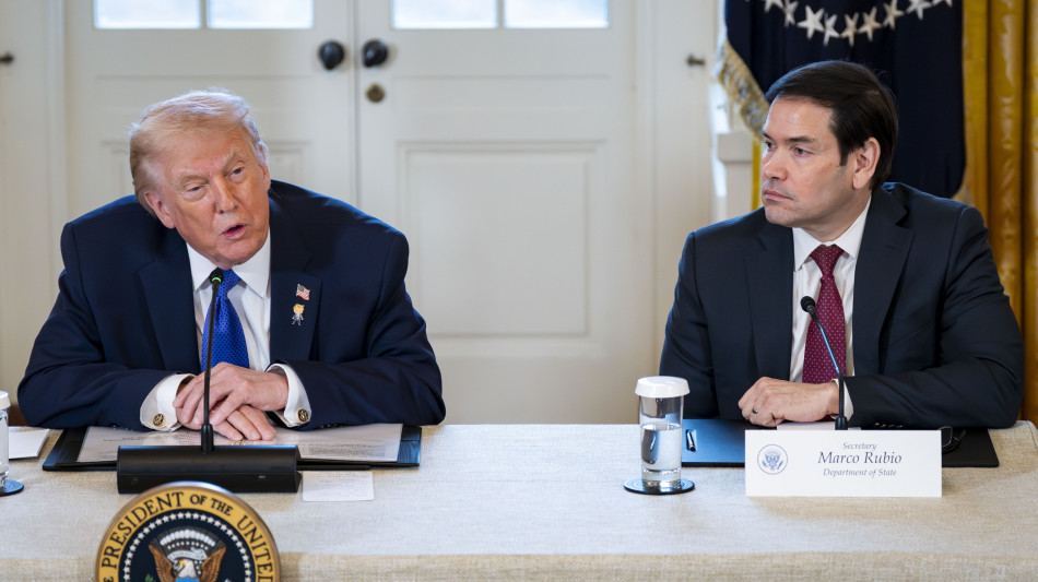 'Usa valutano risposte non militari a sostegno manifestanti in Iran'