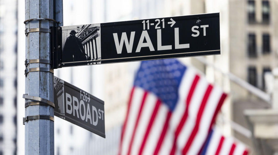 Wall Street apre in calo, Dj -0,49%, Nasdaq -0,43%