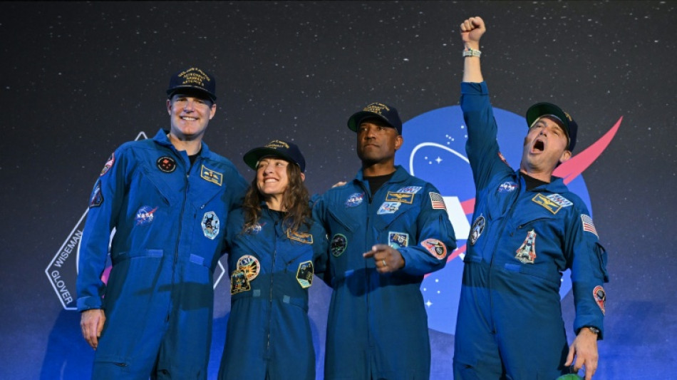 La tripulaci&oacute;n de Artemis pide unidad en la Tierra, nuestro "bote salvavidas"