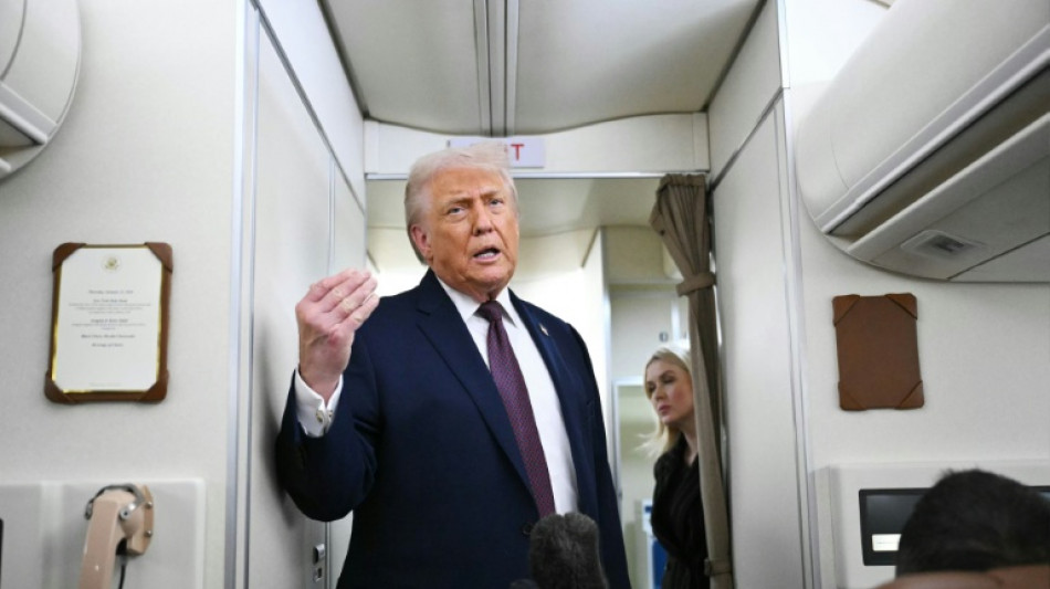 Iran: Trump affirme qu'une "armada" navigue vers le Golfe

