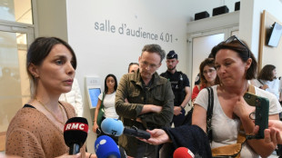 Monitor acusado de agredir alunas sexualmente &eacute; absolvido na Fran&ccedil;a