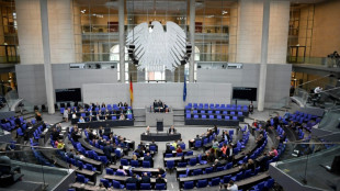 Kontroverse Debatte &uuml;ber Kassen-Reform vor Abstimmung im Bundestag 