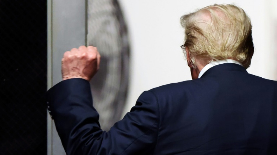 Juez de Nueva York aplaza decisi&oacute;n sobre si desestima caso contra Trump