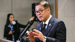 Tail&acirc;ndia anuncia que Camboja aceitou negociar sobre conflito na fronteira