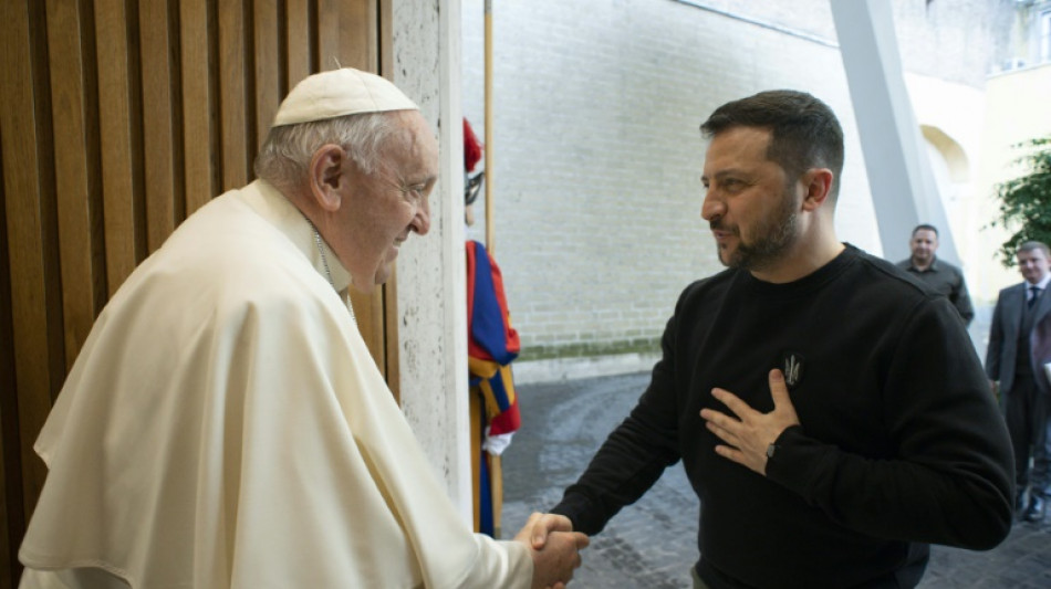 Zelensky re&ccedil;u par le pape sur fond de bataille intense &agrave; Bakhmout