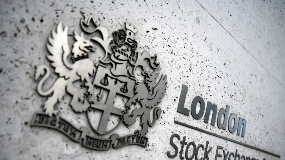 Borsa: l'Europa conclude in crescita, Londra +0,3%