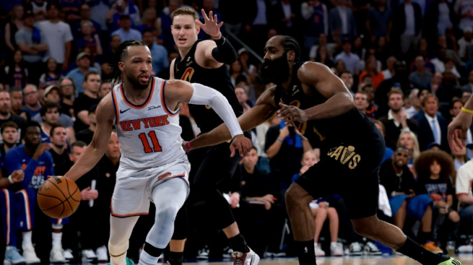 Knicks rally from 22 points down to stun Cavs in NBA East finals opener