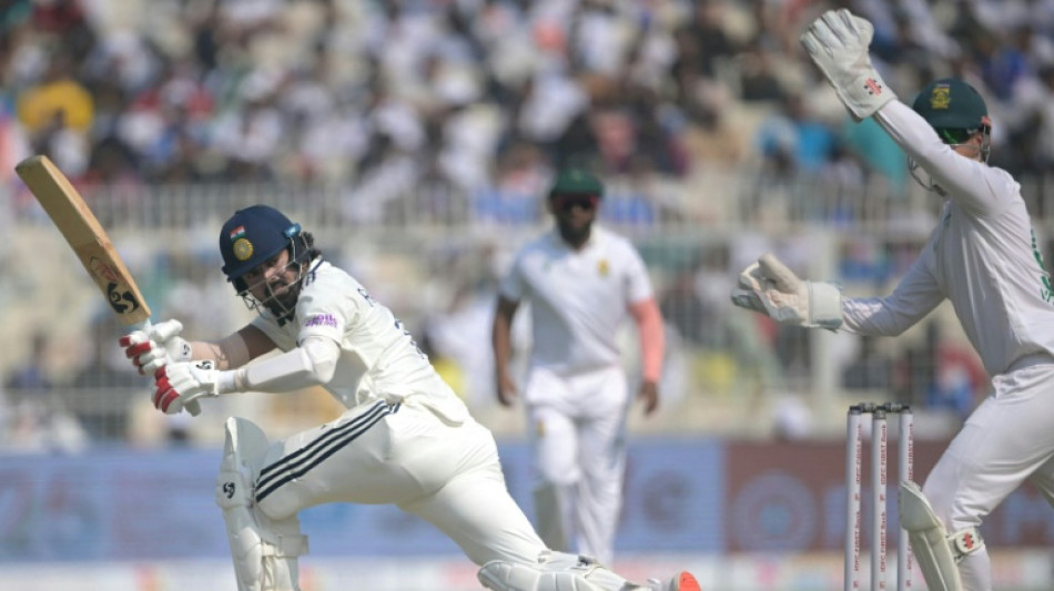 Harmer leads South Africa fightback as India 189 all out