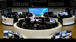 Borsa: l'Europa apre in rialzo, corre il settore tecnologico