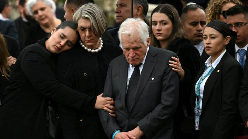 El padre de Miguel Uribe lo reemplazará como precandidato en las elecciones de 2026 en Colombia tras su magnicidio