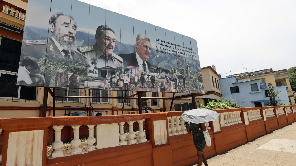 Cuba, il 95enne Raul Castro sostiene le riforme del governo D&iacute;az-Canel