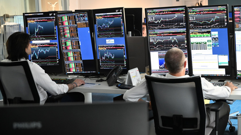 Borsa: l'Europa si muove in calo con i future sul Nasdaq negativi