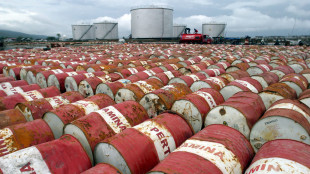 Prezzo petrolio in calo, Wti scambiato a 61,36 dollari