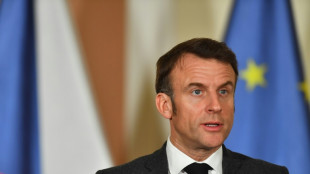 Macron dit qu'il n'y a "aucune limite" au soutien &agrave; l'Ukraine, les oppositions jugent la posture "irresponsable"