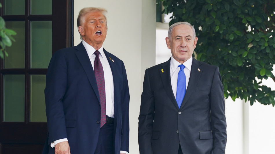 'Netanyahu si &egrave; scusato con Al-Thani per il raid su Doha'