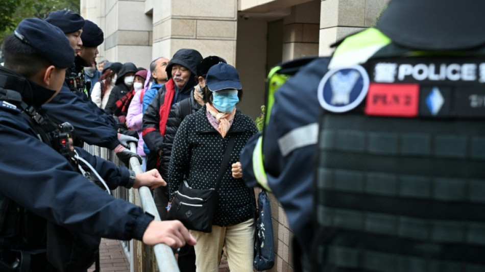 Le proc&egrave;s de trois militants de Tiananmen s'ouvre &agrave; Hong Kong