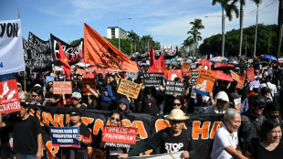 Philippines: des milliers de manifestants contre la corruption des projets anti-inondation
