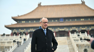 Vom Kaiserpalast zu Hightech-Robotern: Merz schlie&szlig;t China-Reise ab