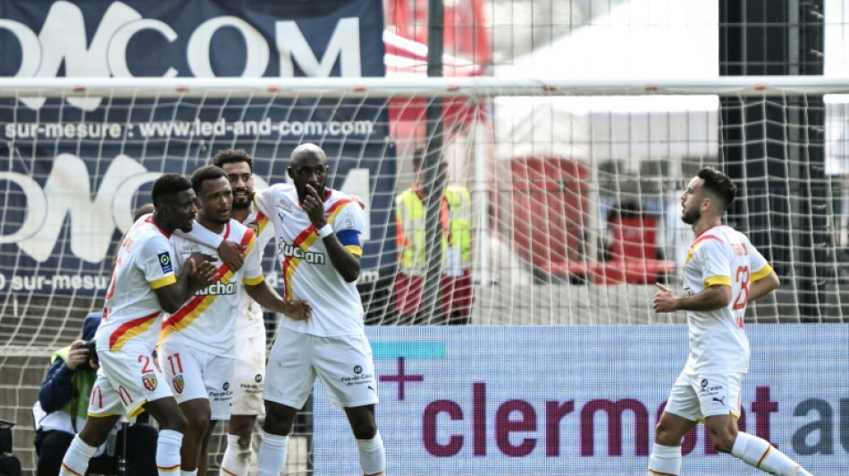 Ligue 1: avec un tripl&eacute; &eacute;clair d'Openda, Lens retrouve la lumi&egrave;re &agrave; Clermont