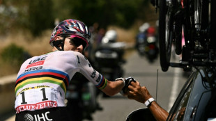 Tour de France yellow jersey protocol: 90 minutes of 'stress'