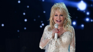 Aeroporto de Nashville, nos EUA, ser&aacute; renomeado em homenagem a Dolly Parton
