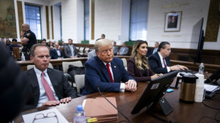 Tribunal nos EUA anula multa de US$ 464 milhões contra Trump em caso civil