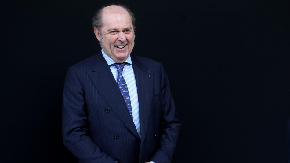 Generali, l'utile sale a 2,2 miliardi nel semestre