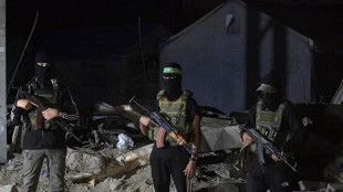 Hamas, 'a noi controllo a interim Gaza, non disarmiamo per ora'