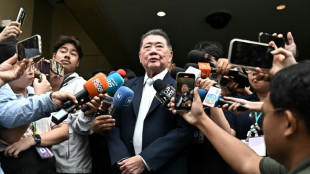 Thaïlande: le Premier ministre par intérim enclenche la dissolution du Parlement