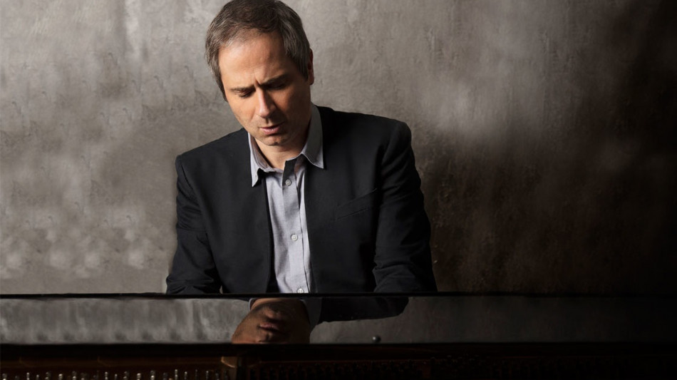 Il pianista Piotr Anderszewski e la M&uuml;nchener Kammerorchester al Bologna Festival