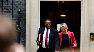 Rücktritt von britischer Vize-Premierministerin: Starmer bildet Kabinett um