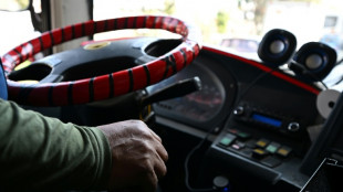 Au Pérou, les chauffeurs de bus risquent leur vie sous la menace des gangs