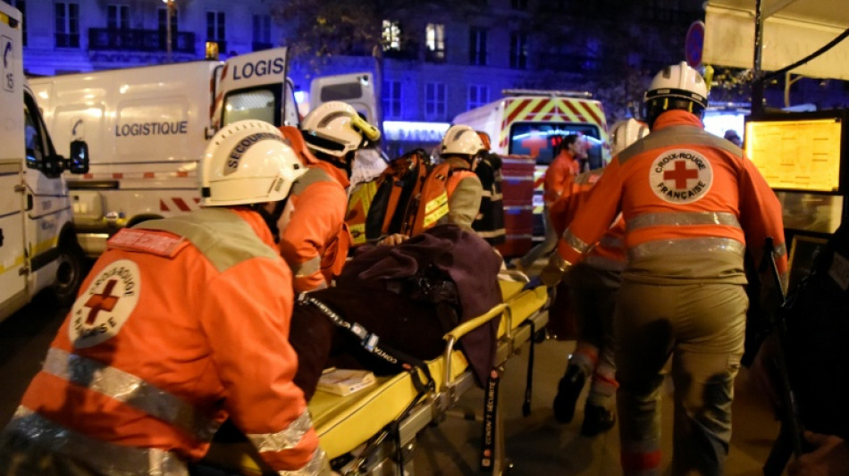 Dix ans apr&egrave;s le 13-Novembre, la Croix-Rouge face aux cicatrices de la "m&eacute;decine de guerre"