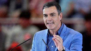 S&aacute;nchez antecipa elei&ccedil;&otilde;es na Espanha ap&oacute;s derrota contundente nas municipais e regionais