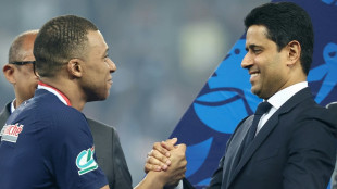 Foot: Mbapp&eacute; saisit la commission de discipline de la Ligue pour "d&eacute;faut de paiement de primes et salaires" par le PSG (LFP)