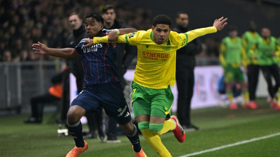Ligue 1: Lyon grimpe sur le podium malgr&eacute; l'exclusion d'Endrick