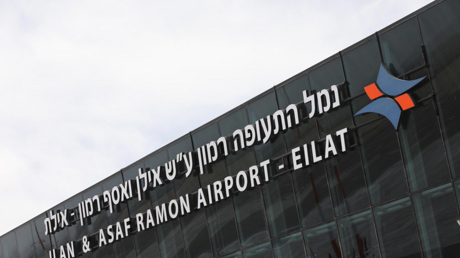 Drone sull'aeroporto di Eilat-Ramon, un ferito lieve