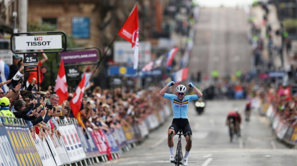 Mondiaux de cyclisme: la Belge Lotte Kopecky sacr&eacute;e championne du monde sur route
