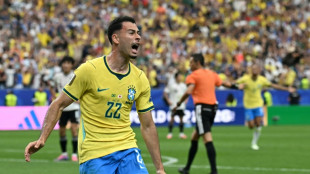 Martinelli scores in 95th minute to send Brazil into World Cup last 16 