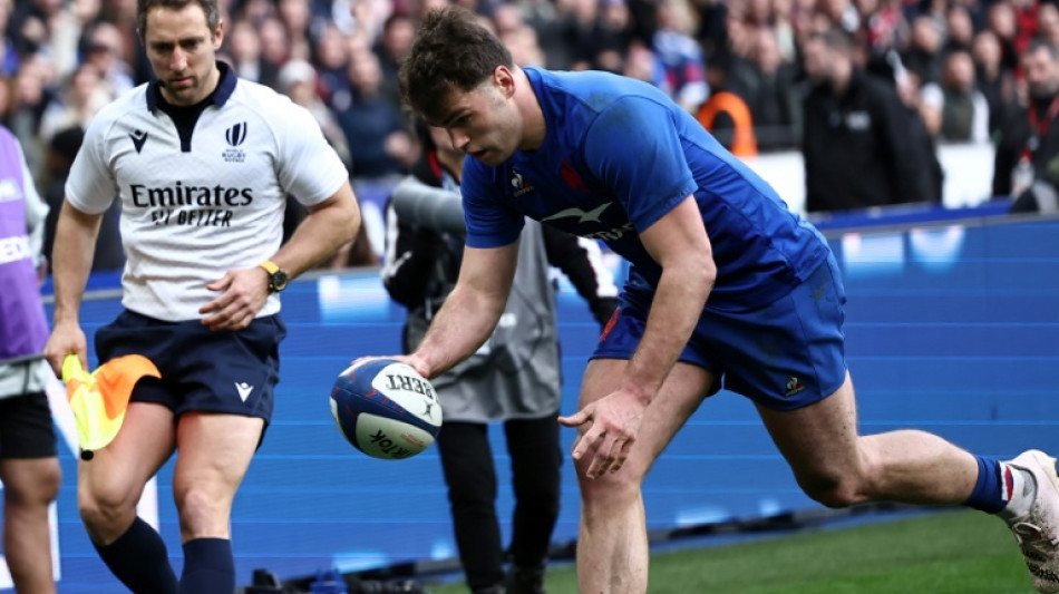 Penaud double helps France beat Wales to keep Six Nations hopes alive