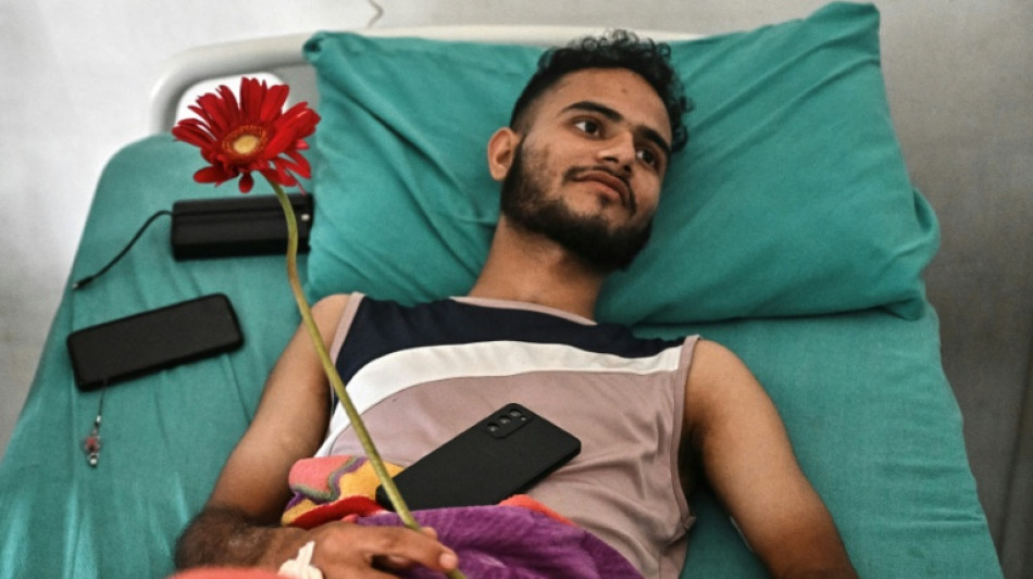 "Aucun regret": les manifestants népalais blessés fiers d'avoir porté le changement