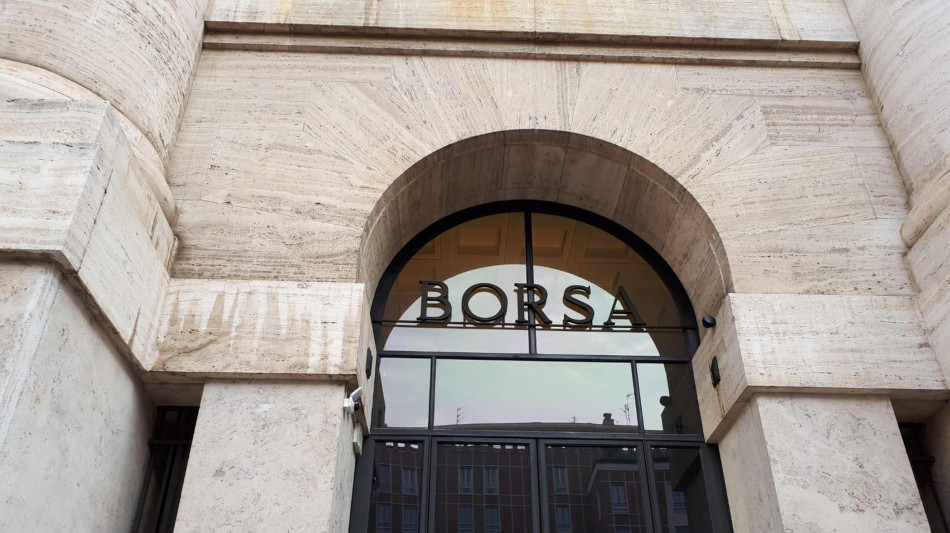Borsa: Milano chiude in calo dell'1,87%