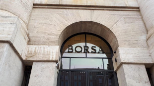 Borsa: Milano chiude in calo dell'1,87%
