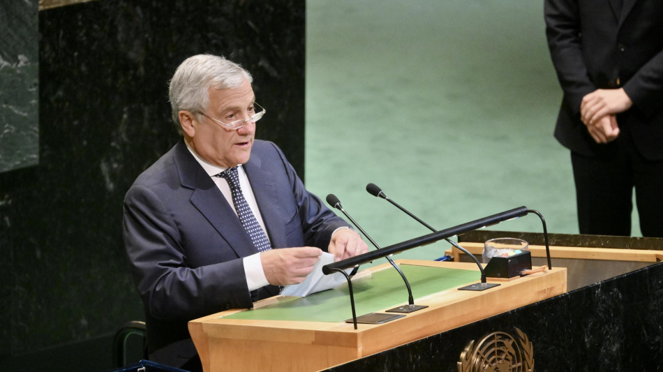Tajani media con Israele per portare aiuti Flotilla a Gaza