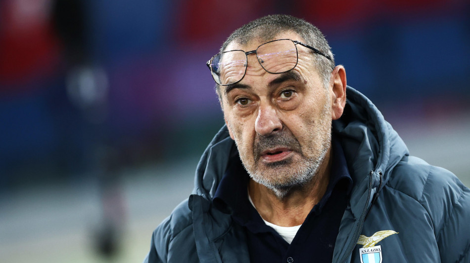 Sarri 'la Lazio va rinforzata, non basta non indebolirla'