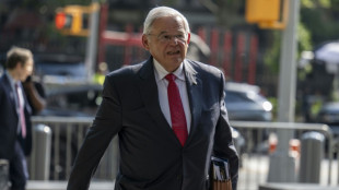 Empieza deliberaci&oacute;n de jurado en juicio por corrupci&oacute;n a senador Bob Men&eacute;ndez en EEUU
