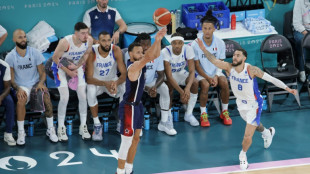 Basket: les Bleus en argent, battus par les Am&eacute;ricains et Curry